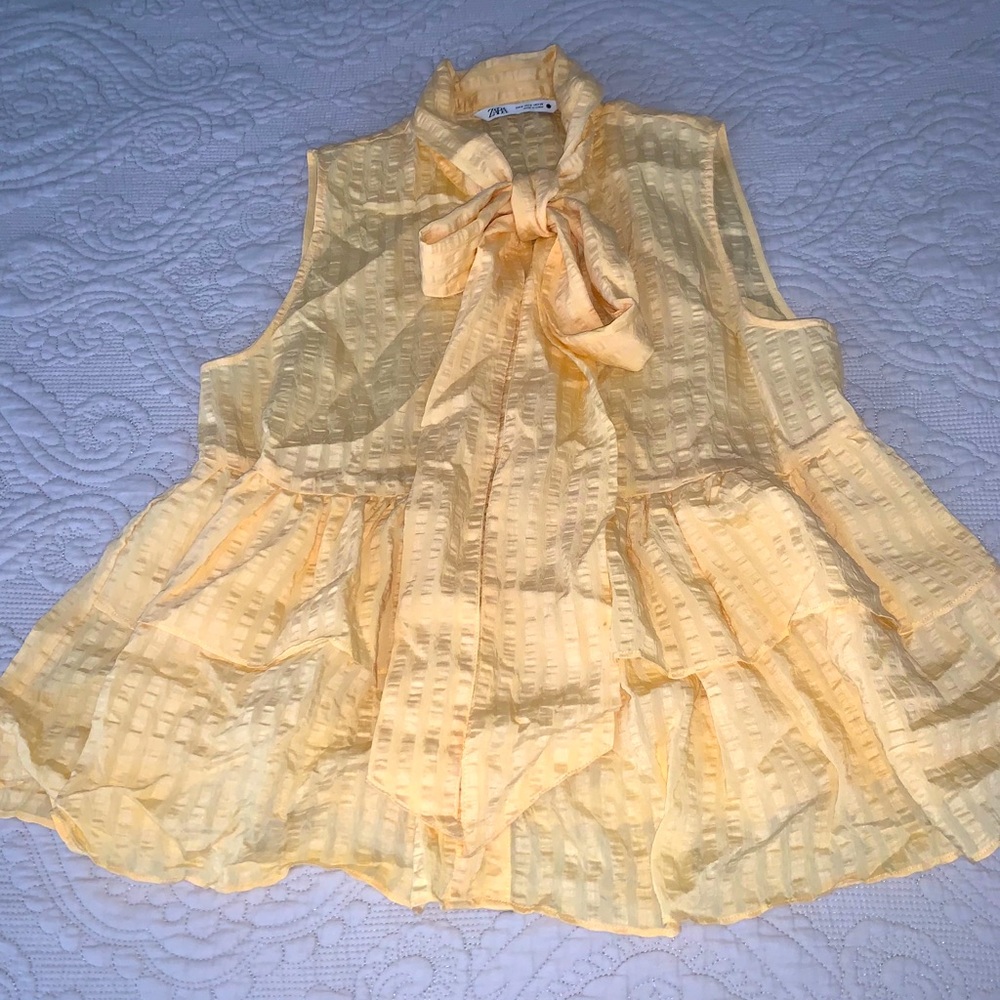 Zara Yellow Blouse. Size S